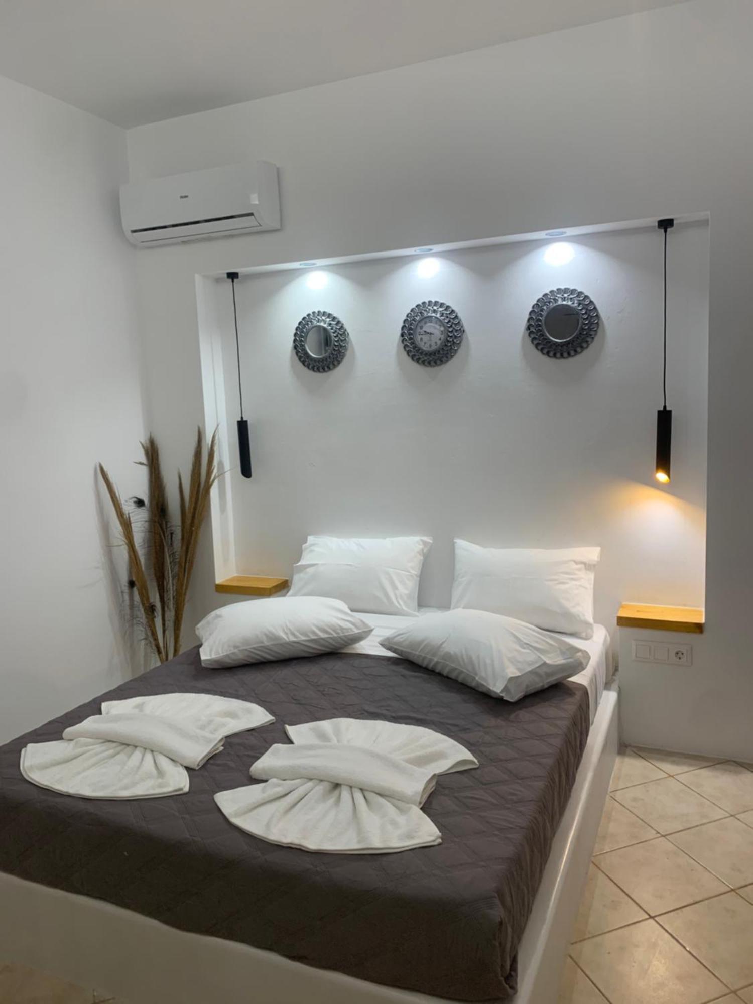 Apartment Little Yard & #7 Naxos City