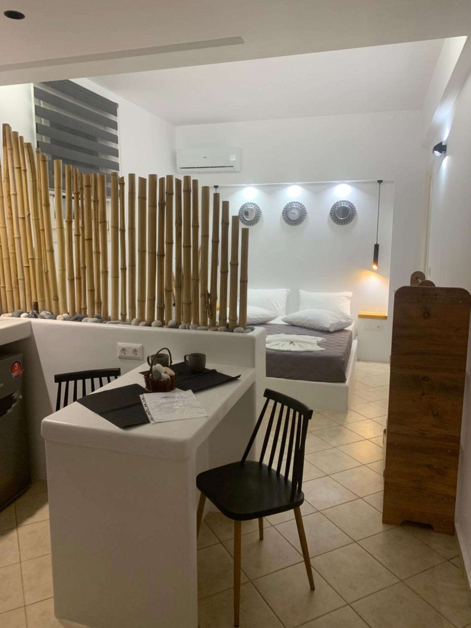Little Yard & #7 Apartment Naxos City